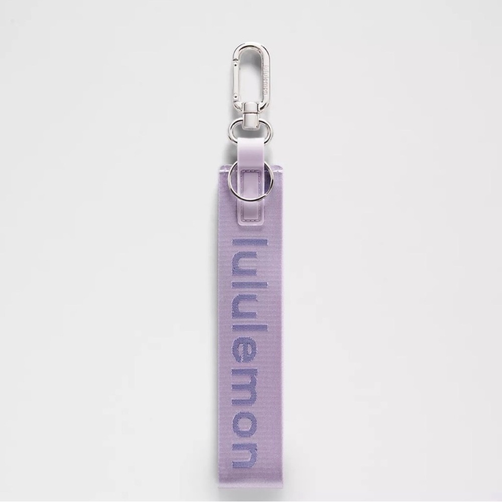 Lululemon Never Lost Keychain - Lavender Frost
